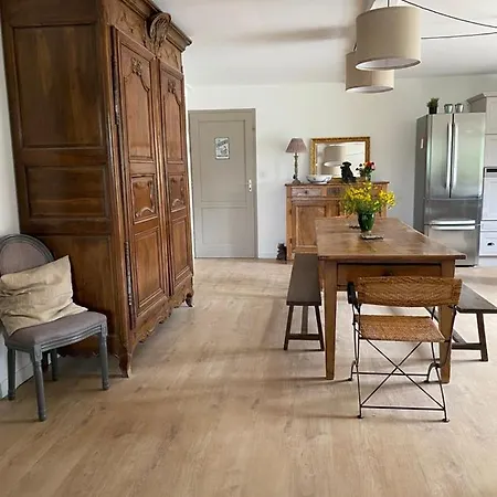 בית נופש Maison Sur Cour Courzieu