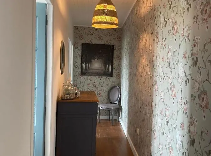 Maison Sur Cour Ferienhaus Courzieu